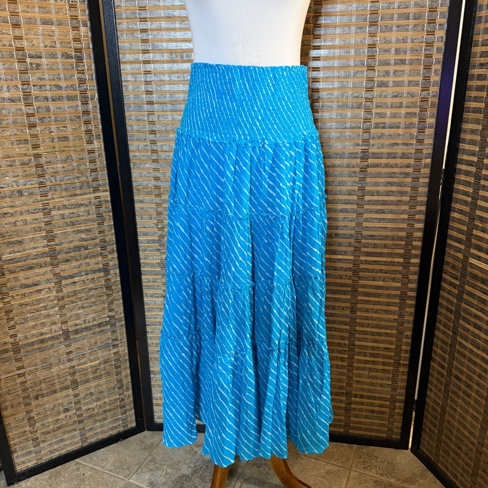 Lauren Ralph Lauren Maxi Skirt Womens Medium Blue Striped Boho Smocked Tiered